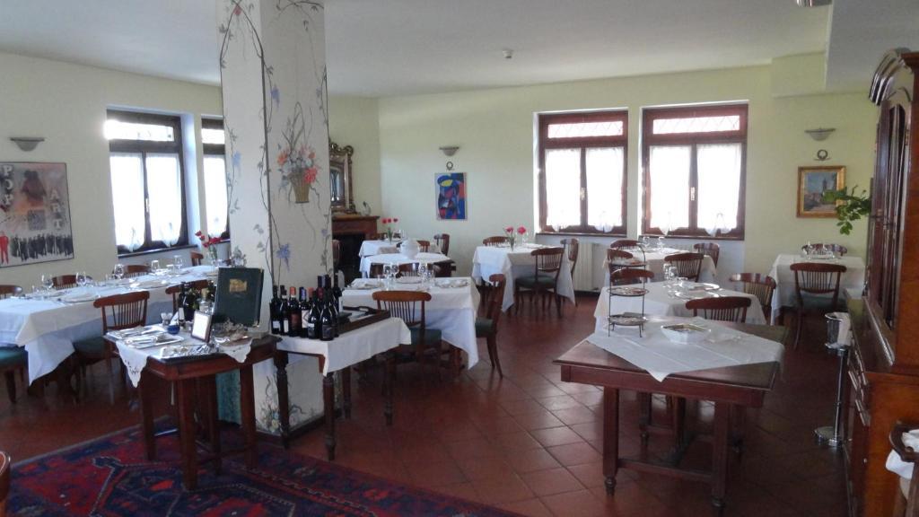 Albergo & Ristorante Selvatico Rivanazzano Terme Exterior foto